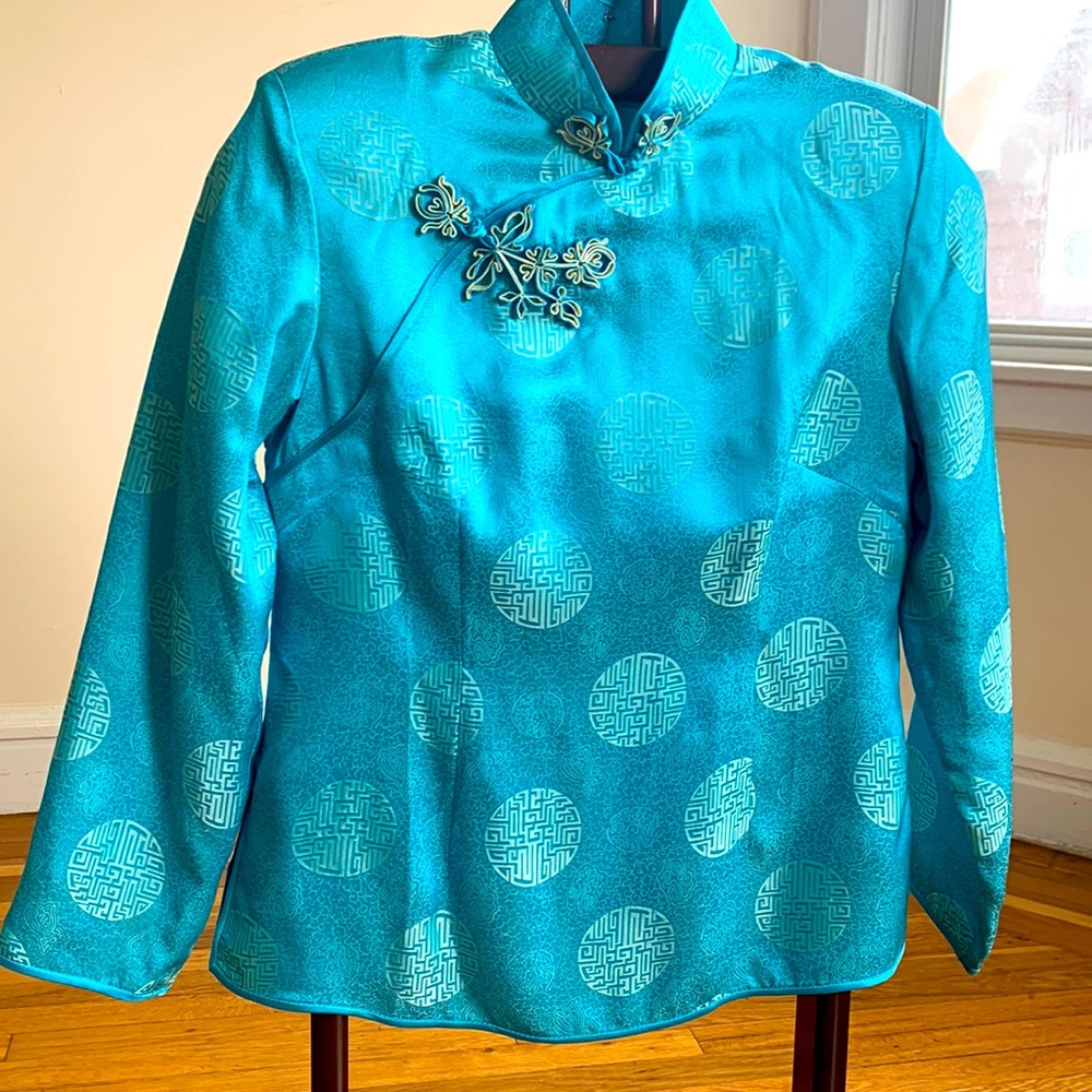 NWOT Fok Fang Asymmetrical Silk Blouse